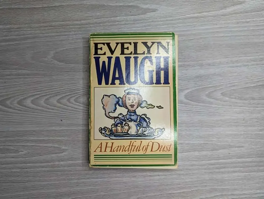 Vintage 1977 Evelyn Waugh A Handful of Dust Paperback Book